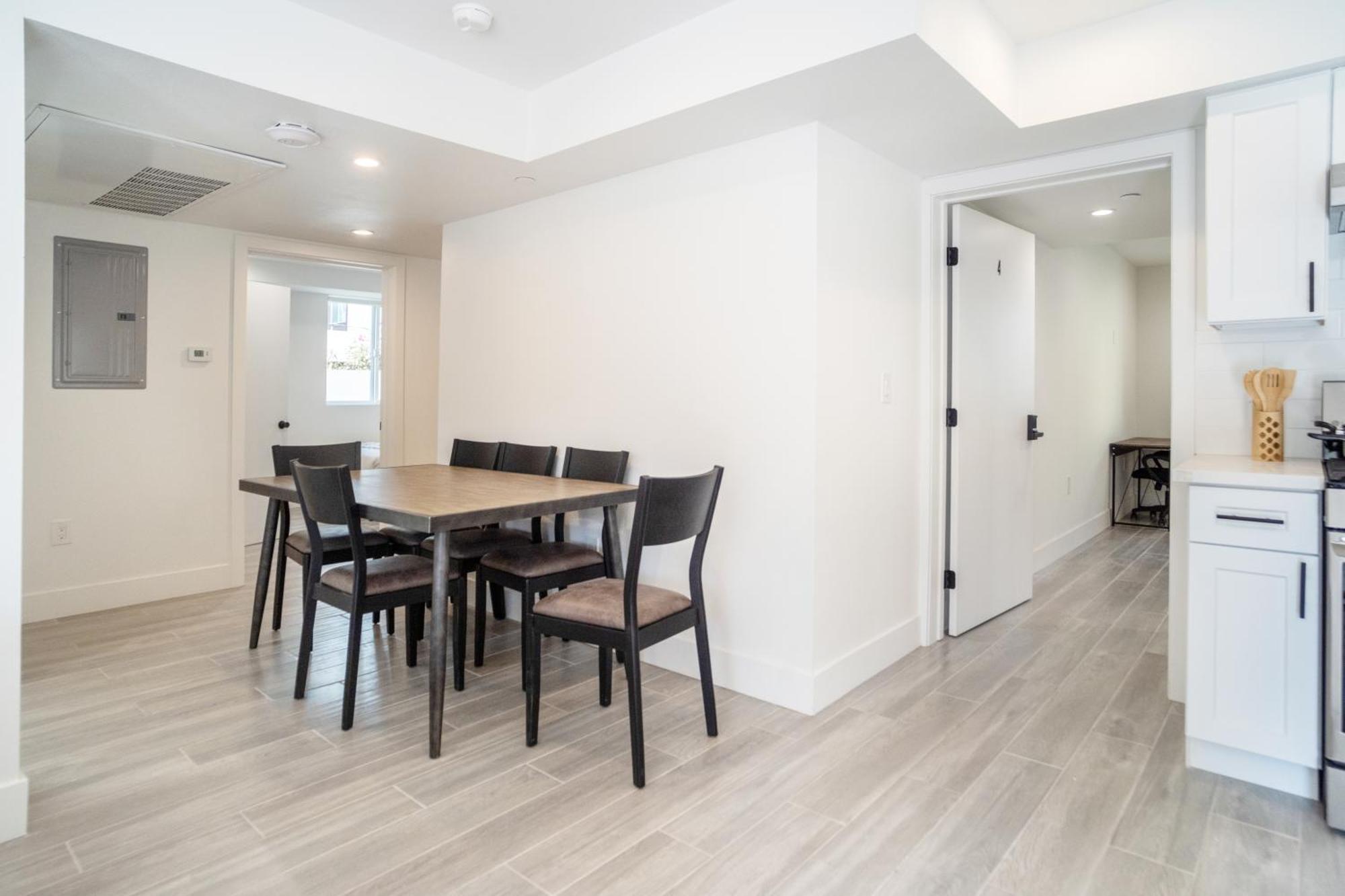 Cozy La Retreat Near Usc Steps To Koreatown & Downtown Affittacamere Los Angeles